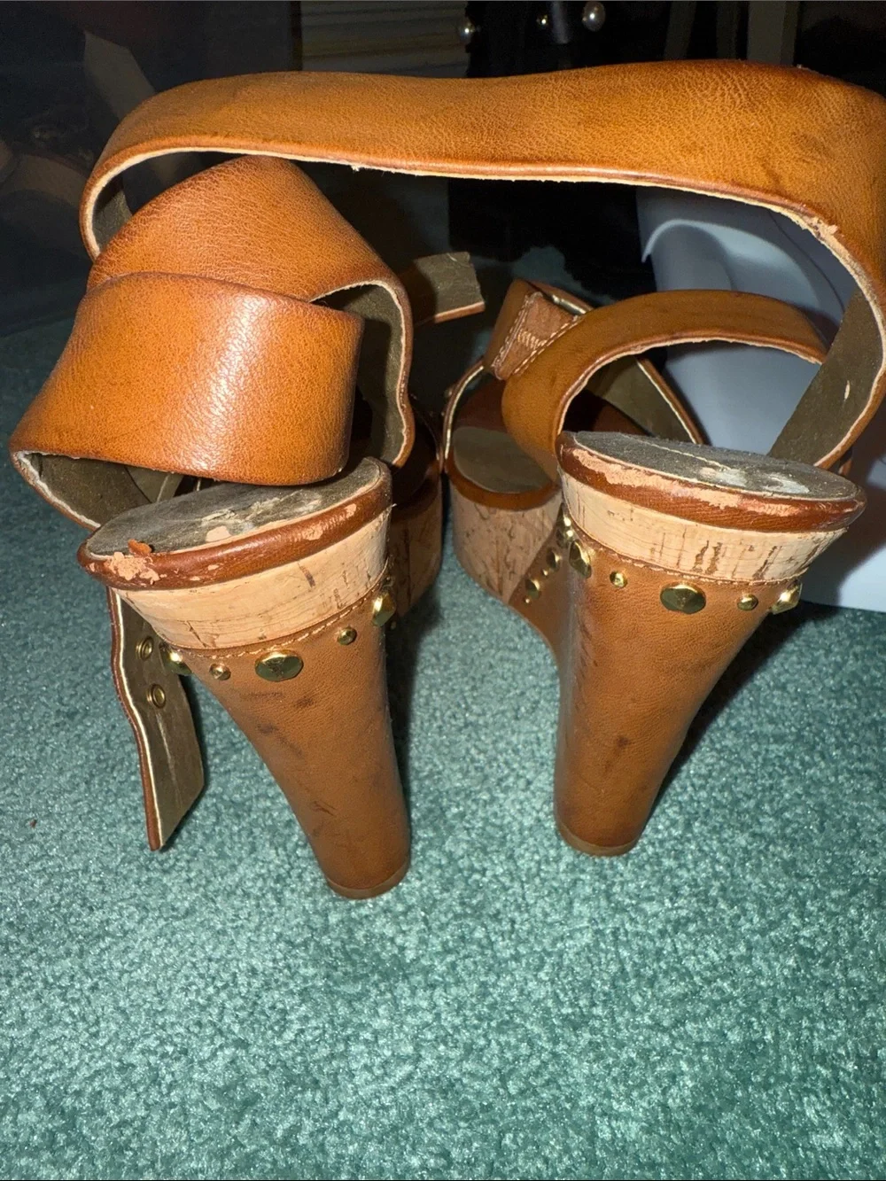 Guess Brown Leather Studded Block Heel wedge - size 7.5